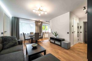 Üürile anda värskelt renoveeritud korter Kopli 98a majas Põhja-Tallinnas.