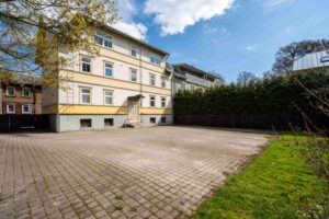 Üürile anda 2-toaline korter kõrgelt hinnatud asukohas Rohu tänaval.