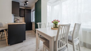 Anda üürile pikemaks ajaks 2-toaline kaunis korter Kristiine Keskuse lähedal Tulika tänaval.