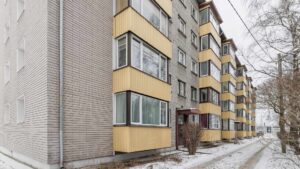 Anda üürile pikemaks ajaks 2-toaline kaunis korter Kristiine Keskuse lähedal Tulika tänaval.