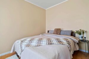 Müüa 2-toaline korter Akadeemia teel vaikses sisekvartalis.