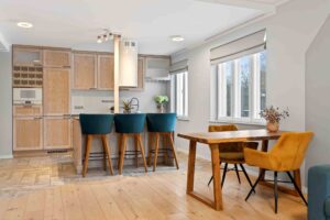 Müüa avar ja valgusküllane 2-toaline korter Kassisabas, Tehnika 61.