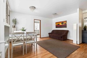 Müüa avar 2-toaline korter Kotka tänaval.