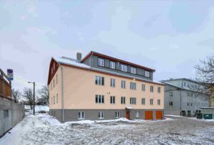 Müüa avar ja valgusküllane 2-toaline korter Kassisabas, Tehnika 61.