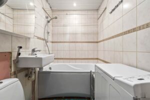 Müüa avar 2-toaline korter Kotka tänaval.