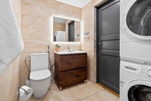 Müüa avar ja valgusküllane 2-toaline korter Kassisabas, Tehnika 61.