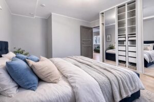 Müüa avar ja valgusküllane 2-toaline korter Kassisabas, Tehnika 61.